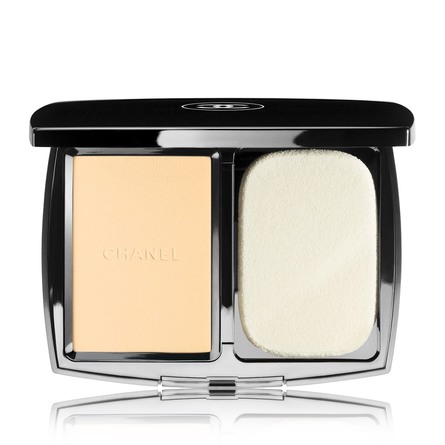 CHANEL LIGHTWEIGHT COMPACT MAKEUP RADIANCE SOFTNESS AND COMFORT SPF 10 10 BEIGE