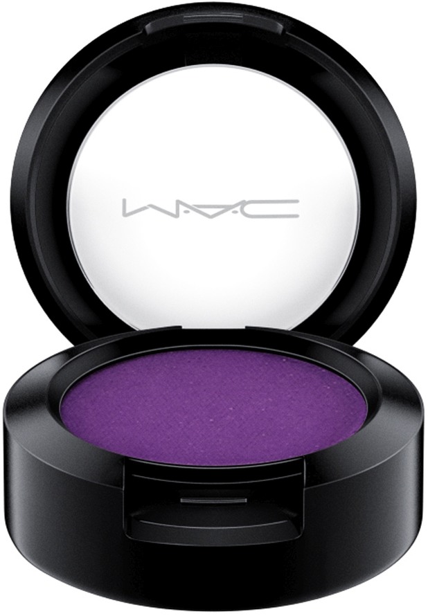 MAC MAC Satin Single Eyeshadow Power To The Purple Power To The Purple