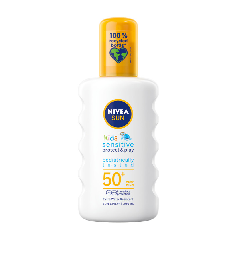 Nat for eksempel gå ind Køb Nivea Sun Kids Sensitive Protect & Play Spray SPF 50 200 ml - Matas