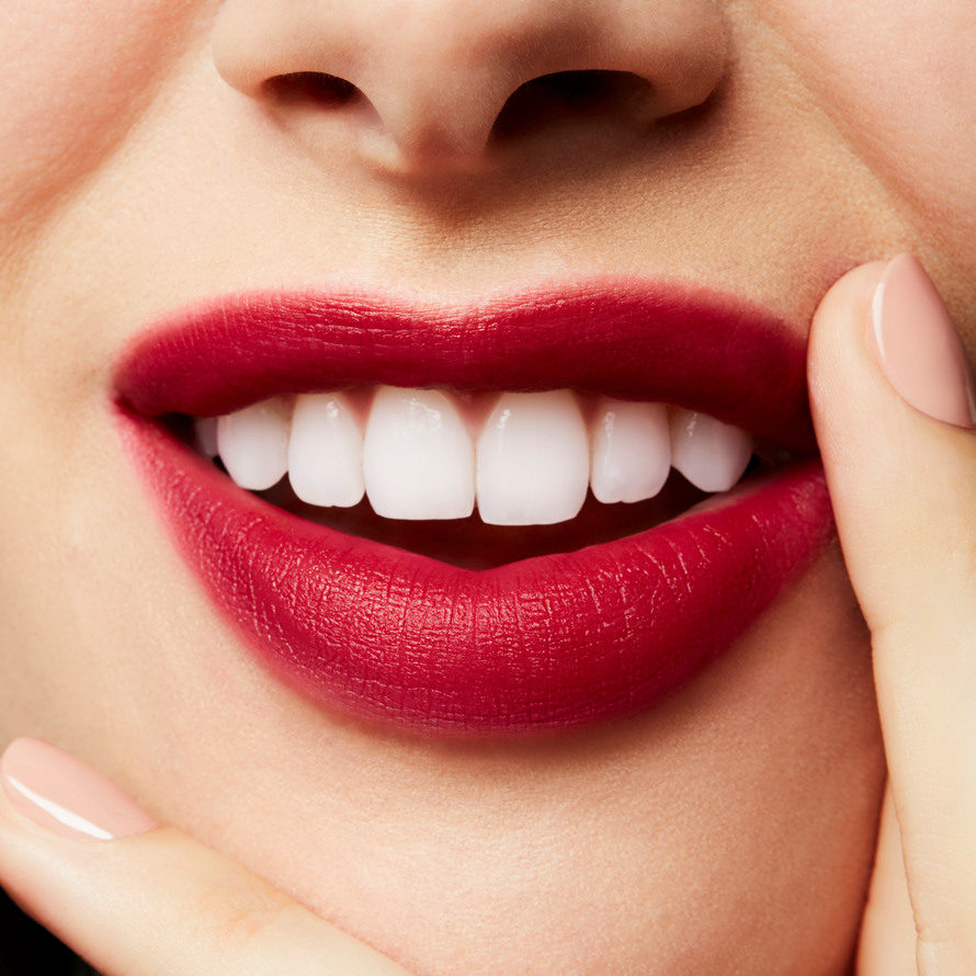 Køb MAC Powder Kiss Liquid Lipcolour Burning Love Matas