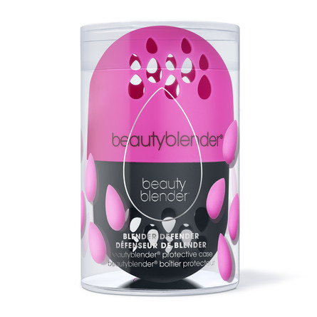 The Beautyblender Blender Defender