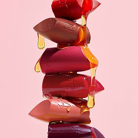 IT Cosmetics Pillow Lips High Pigment Moisture Wrapping Lipstick Like A Dream
