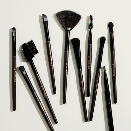 Nilens Jord Pure Collection Angled Brush 884