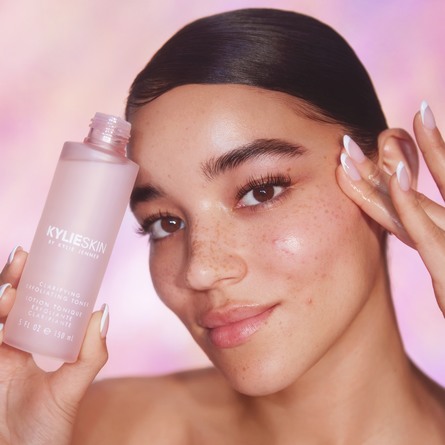 Kylie by Kylie Jenner Clarifying Exfoliationg Toner 150 ml