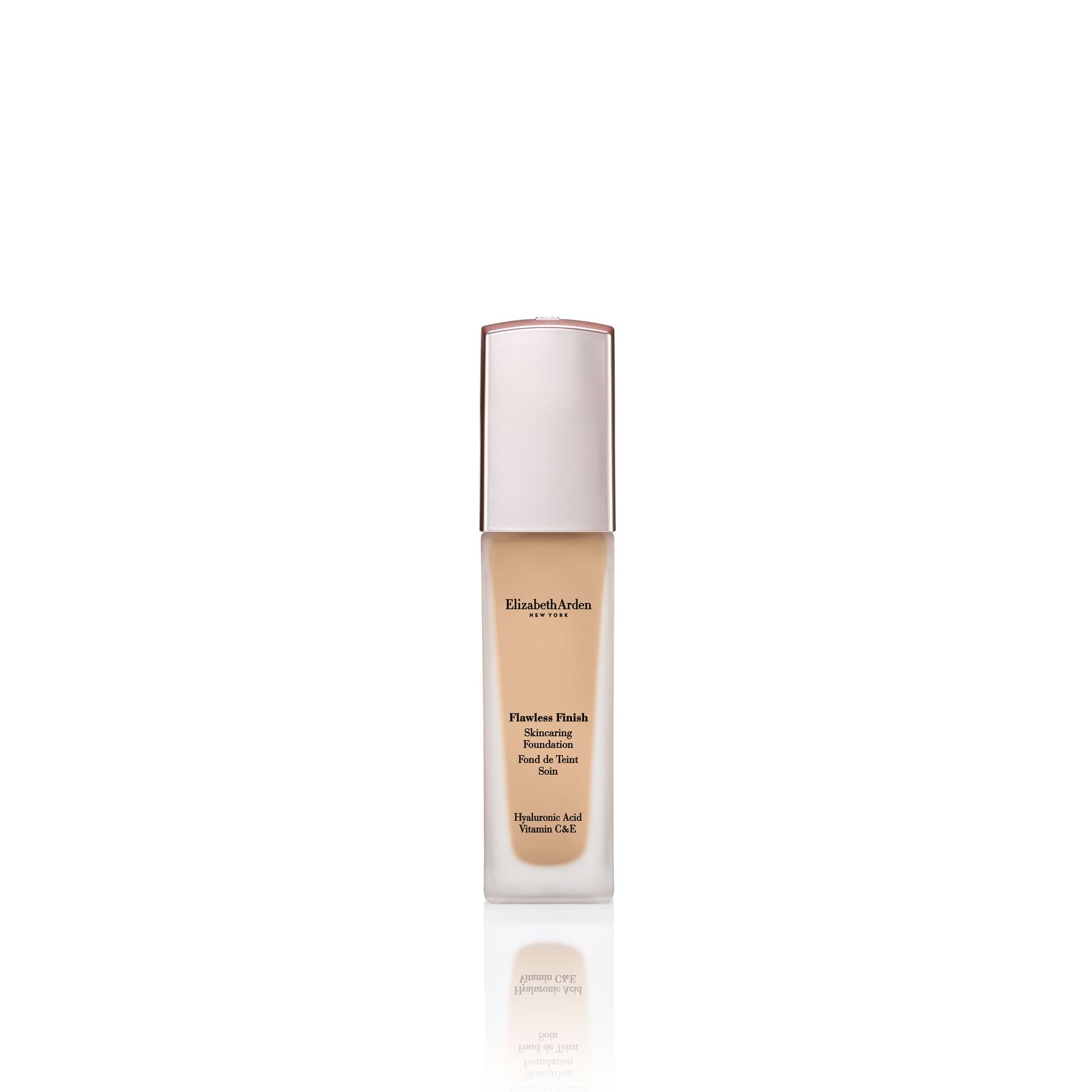 Køb Flawless Finish Skincaring Foundation 130W fra Elizabeth Arden Matas