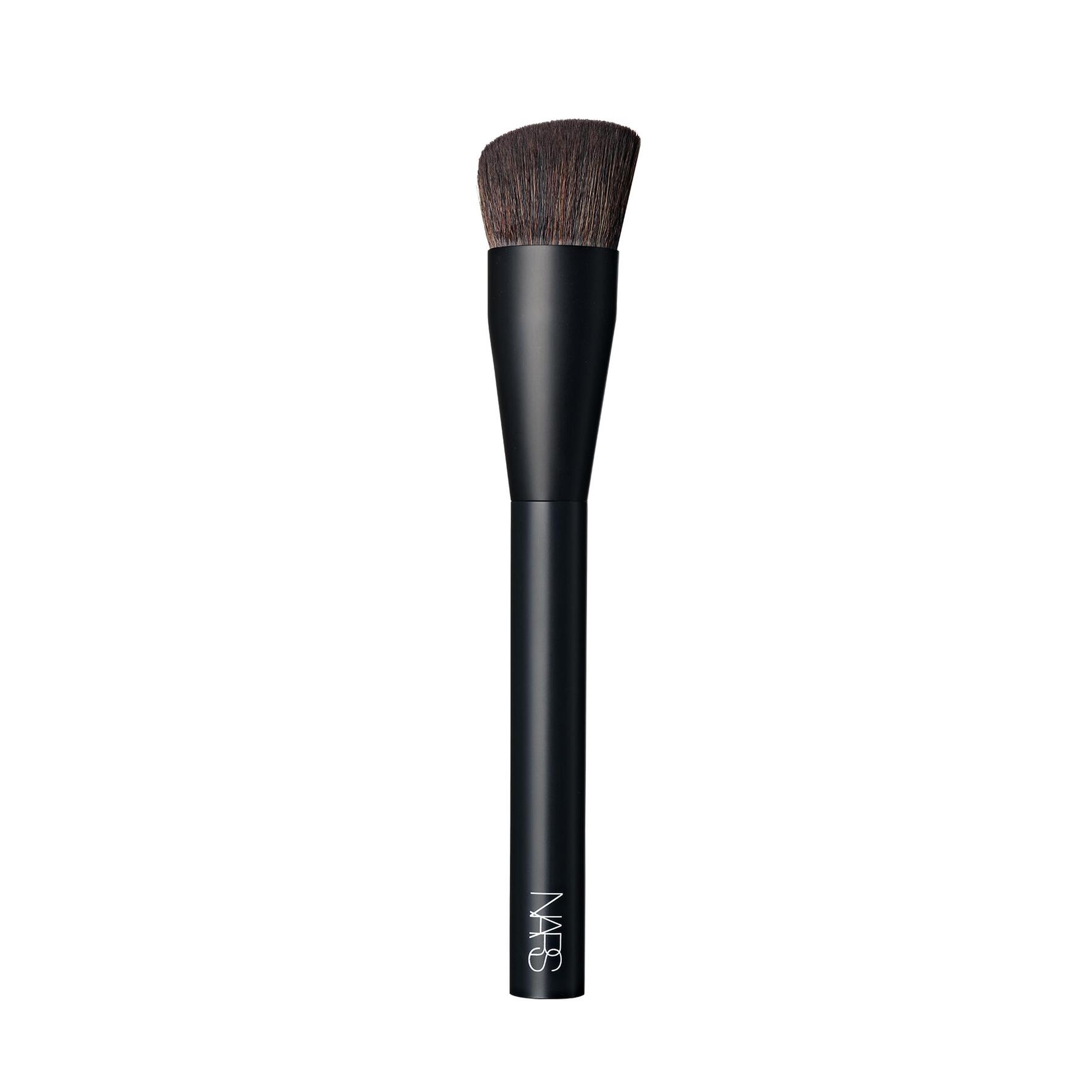 NARS #17 Cream Cheek Brush Nars #17 Cream Cheek Brush Nars #17 Cream Cheek Brush