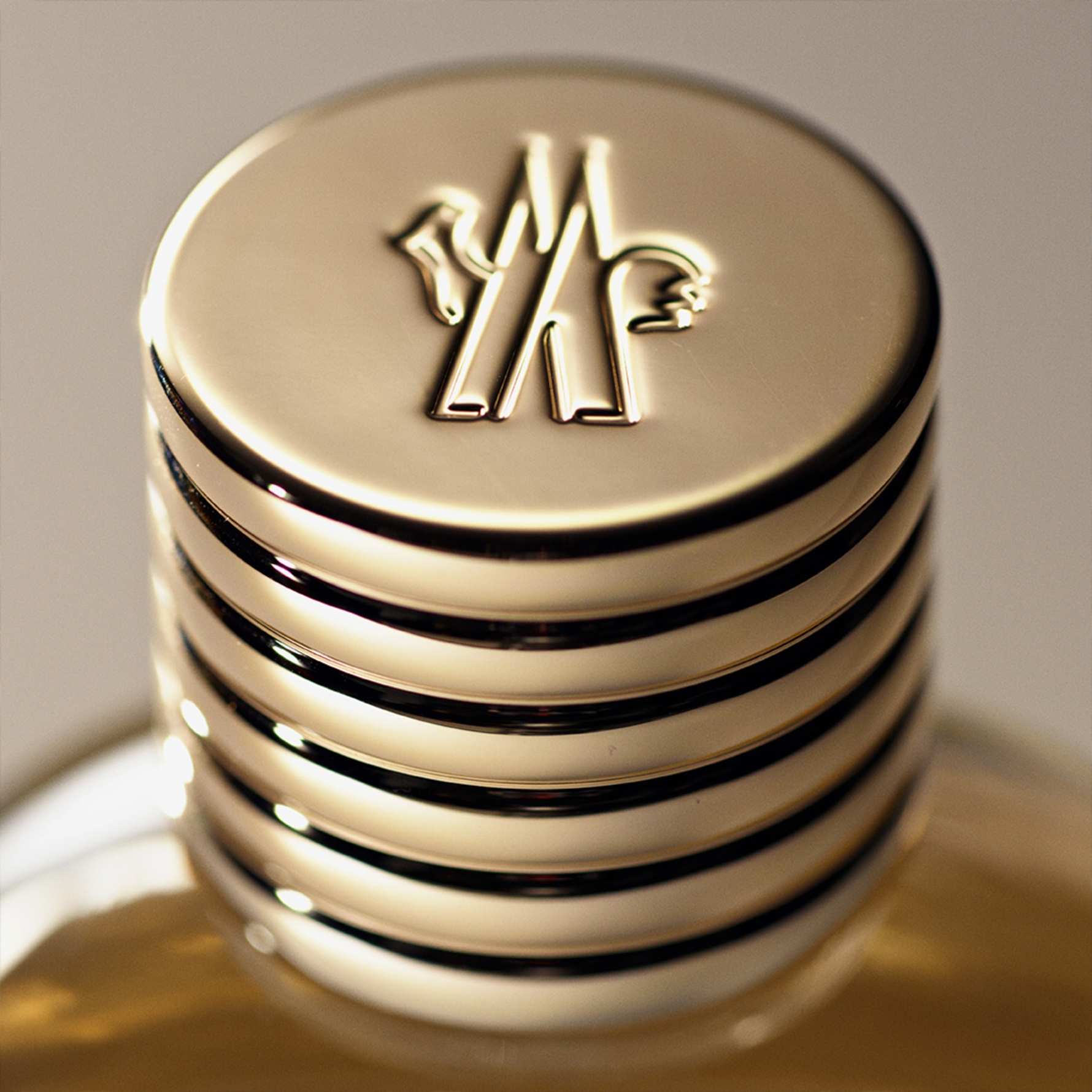 Køb Pour Femme Sunrise 60 ml fra Moncler - Matas