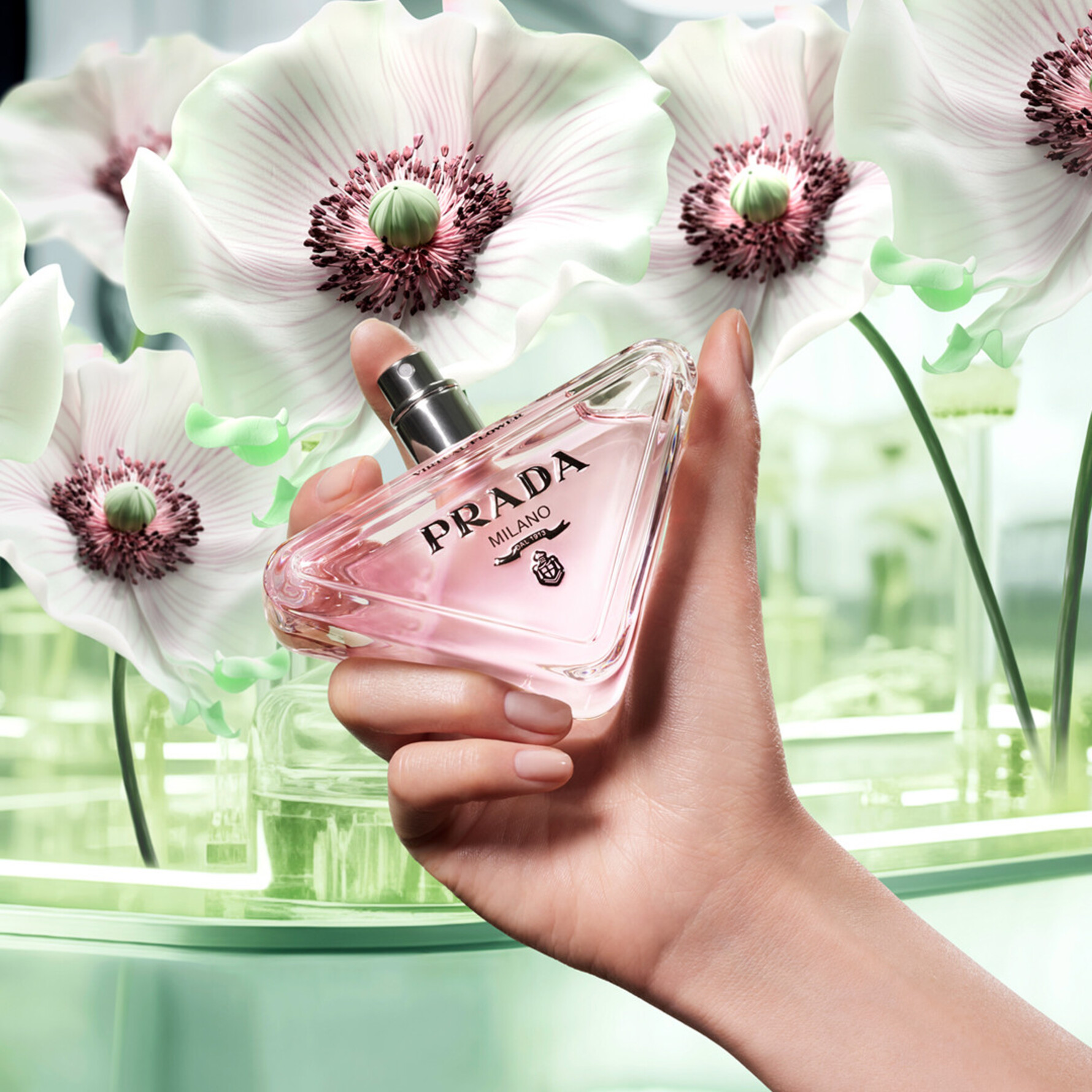 Köp Paradoxe Virtual Flower EdP 30 ml - Prada - KICKS