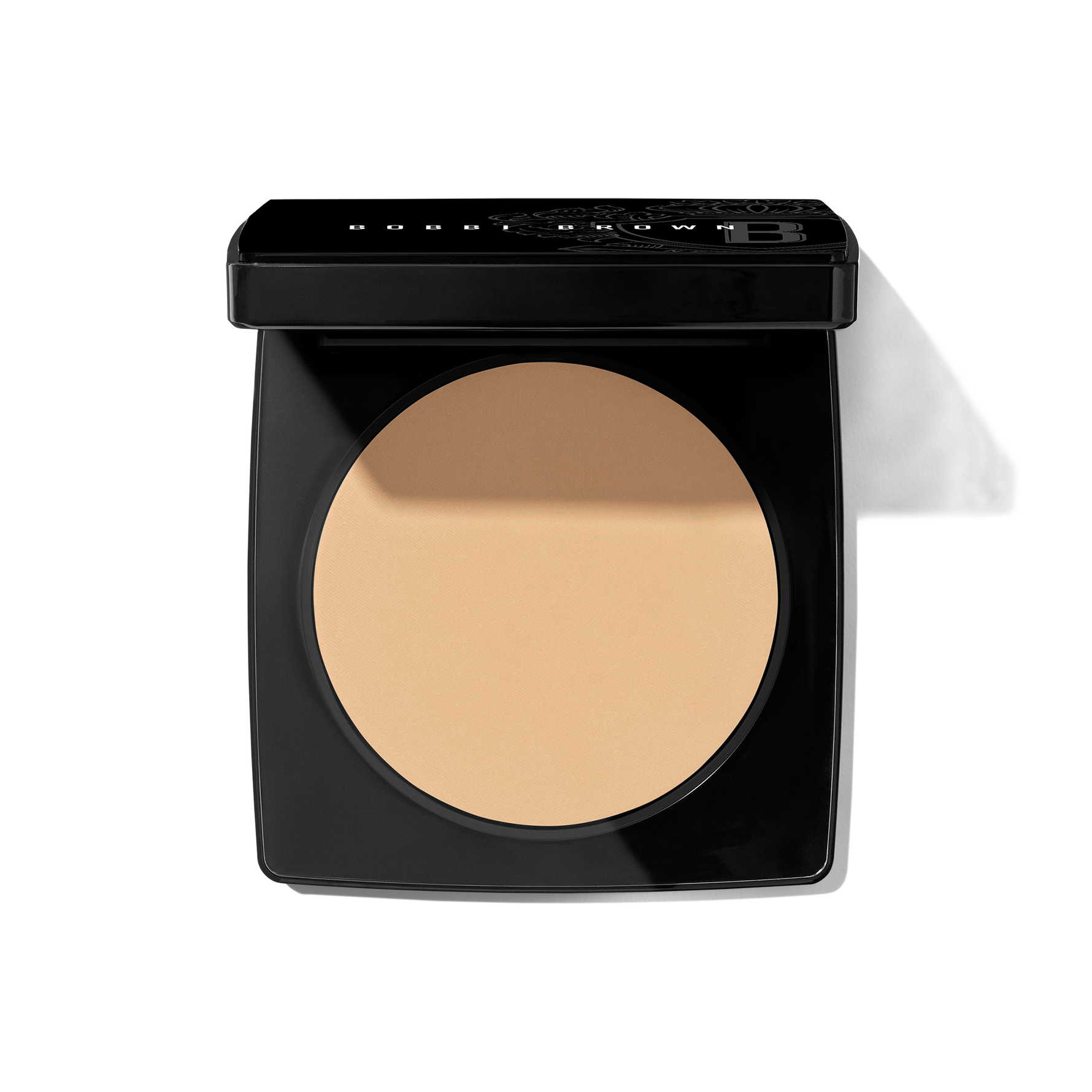 Bobbi Brown Sheer Finish Pressed Powder Soft Sand Soft