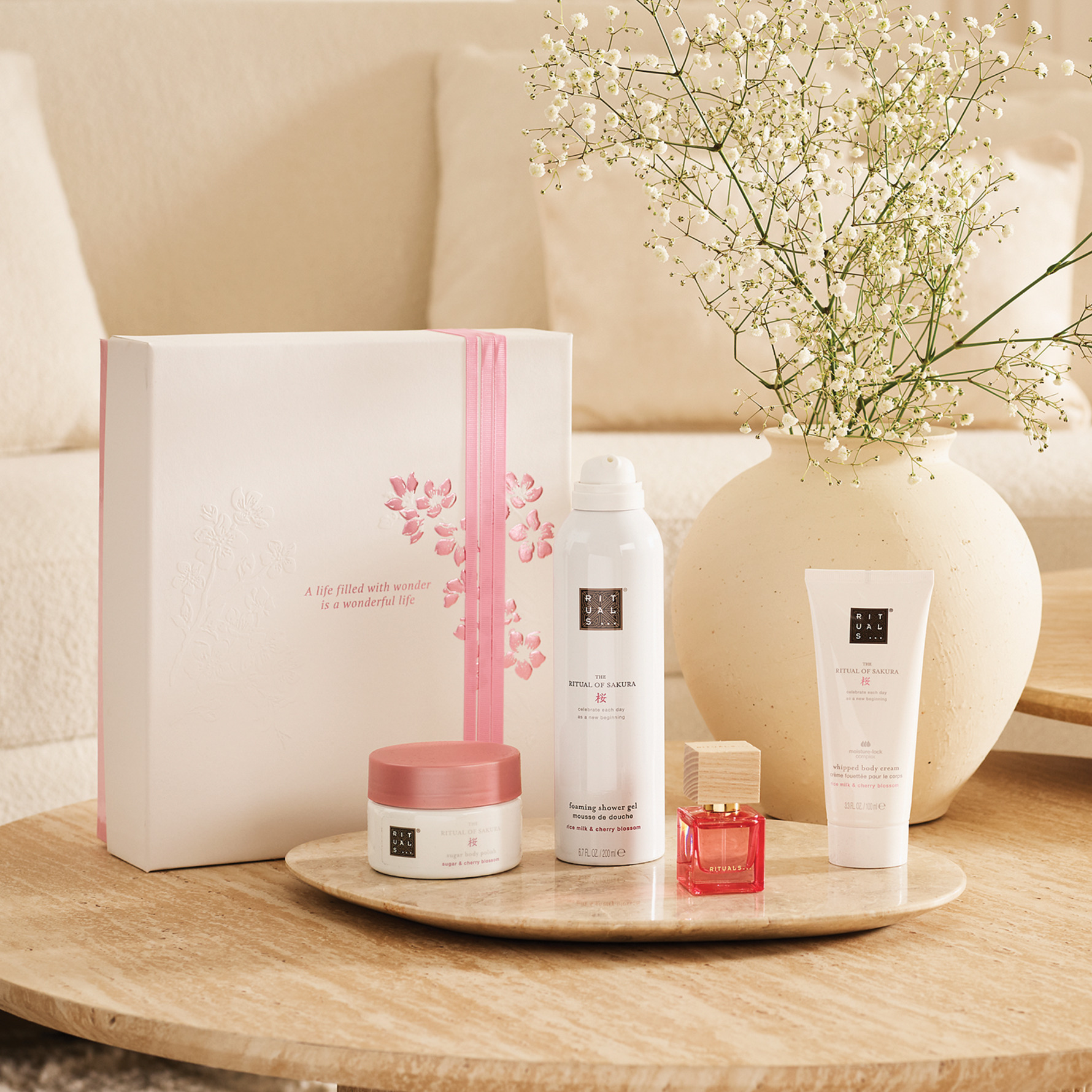 Köp The Ritual of Sakura - Medium Gift Set 2025 - RITUALS - KICKS