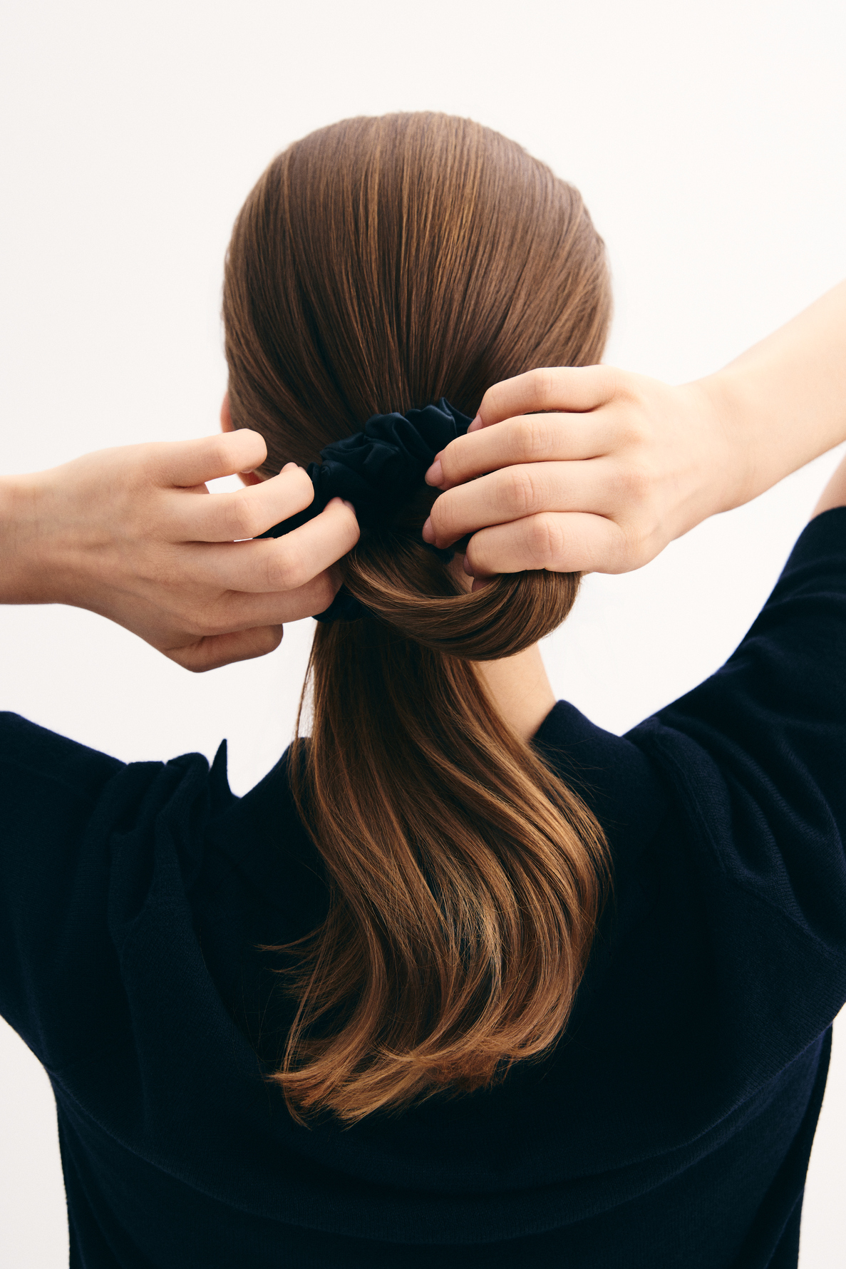 ByBarb Silk Scrunchie Black