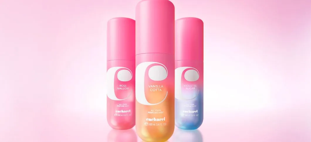 Her ses tre Cacharel body mists på en pink baggrund.
