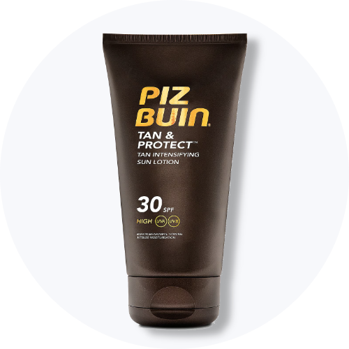 Matas Striber Kids sollotion SPF 30 i hvid tube med orange striber på lys grå baggrund.