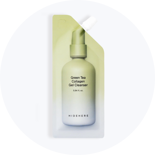 HIDEHERE Green Tea Collagen Gel Cleanser, 0,84 fl. oz. i en flaske og gennemsigtig grøn emballage.