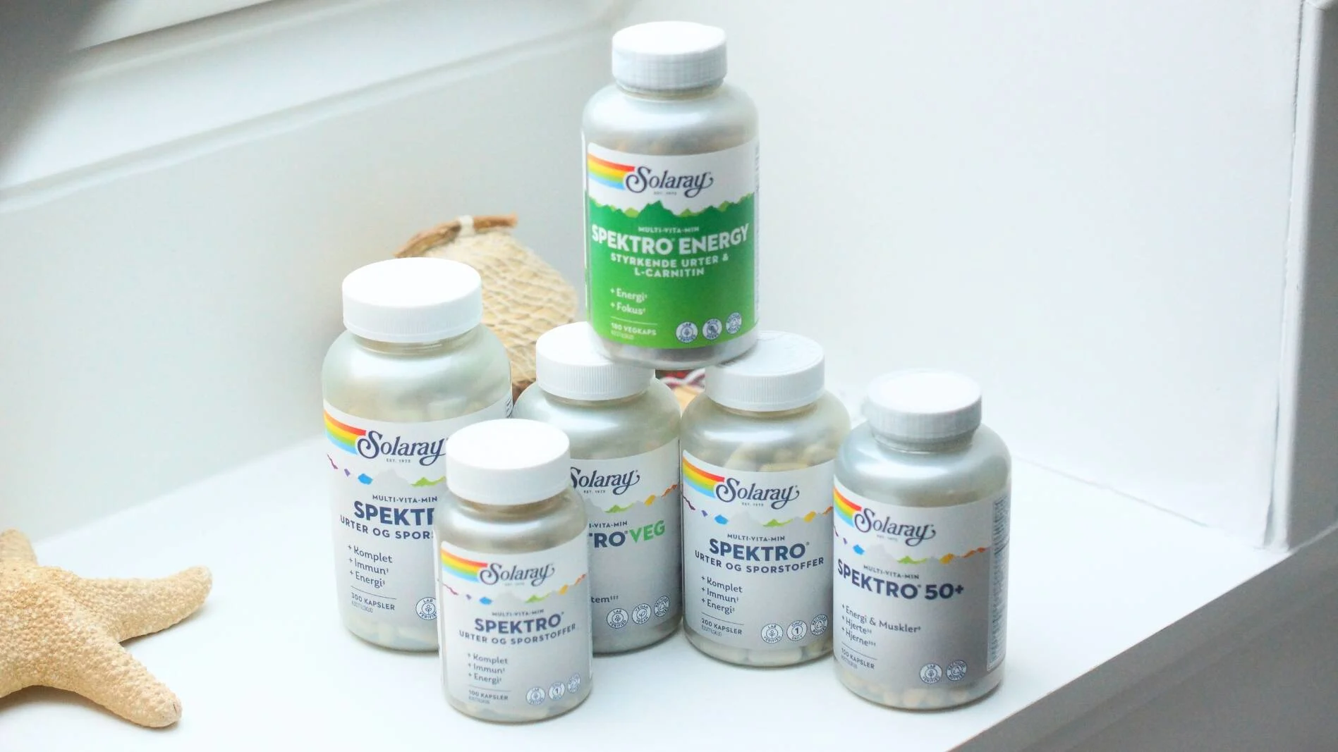 solaray vitaminpiller seks bøtter i en vindueskarm