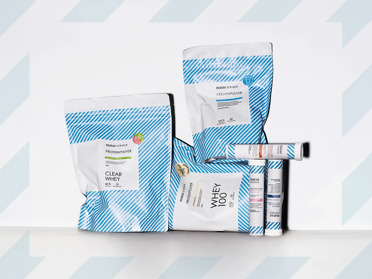Tre poser Matas Striber kosttilskud (proteinpulver og kreatinpulver) samt tre rør med elektrolytter og kreatin.
