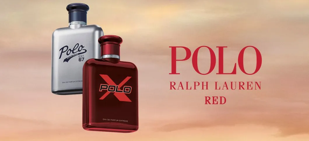 Her ses et billede med to parfumeflakoner fra Polo Ralph Lauren placeret mod en lys baggrund. På den ene flakon står “Polo EST 67”, og på den anden står “Polo X”. Til højre står teksten “POLO RALPH LAUREN RED”.