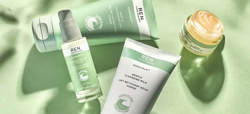 Her ses en lysegrøn baggrund med fire produkter, som alle har noget grønt på sig. 