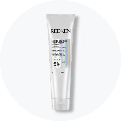 Her ses Redken Acidic Bonding Concentrate 5-Min Liquid Mask i en hvid tube. På emballagen står blandt andet “Acidic Bonding Concentrate”, “5-Min Liquid Mask” og “5%”.