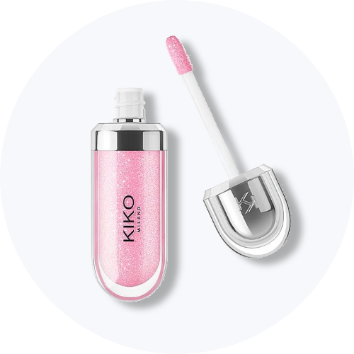 Her ses et billede af en lyderød lipgloss fra Kiko Milano placeret mod en lys baggrund.