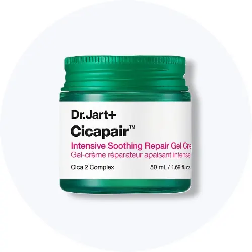 Her ses en Dr.Jart+ Cicapair Intensive Soothing Repair Gel Cream i en hvid og grøn krukke på en lys baggrund.