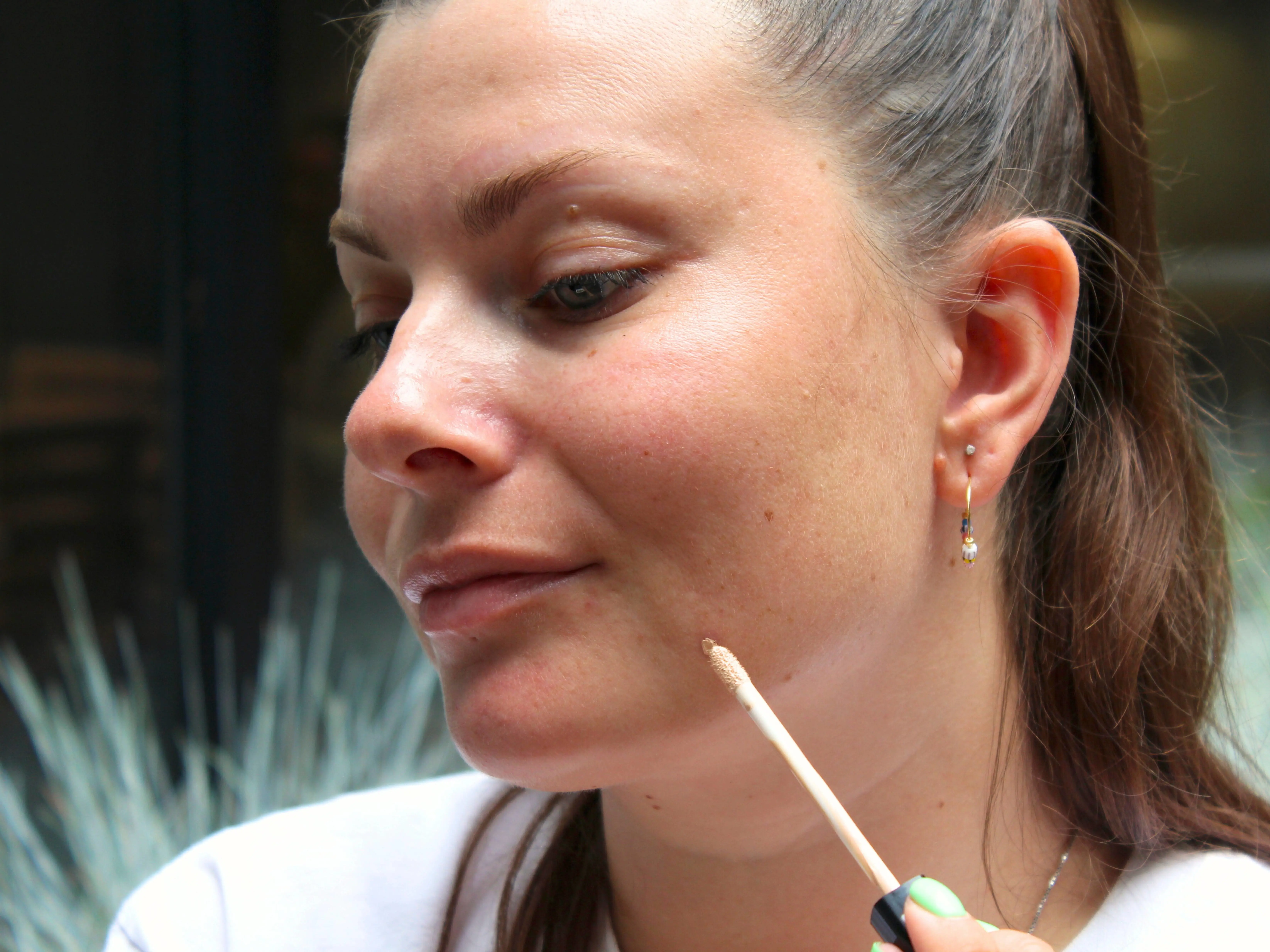 concealer cover.jpg