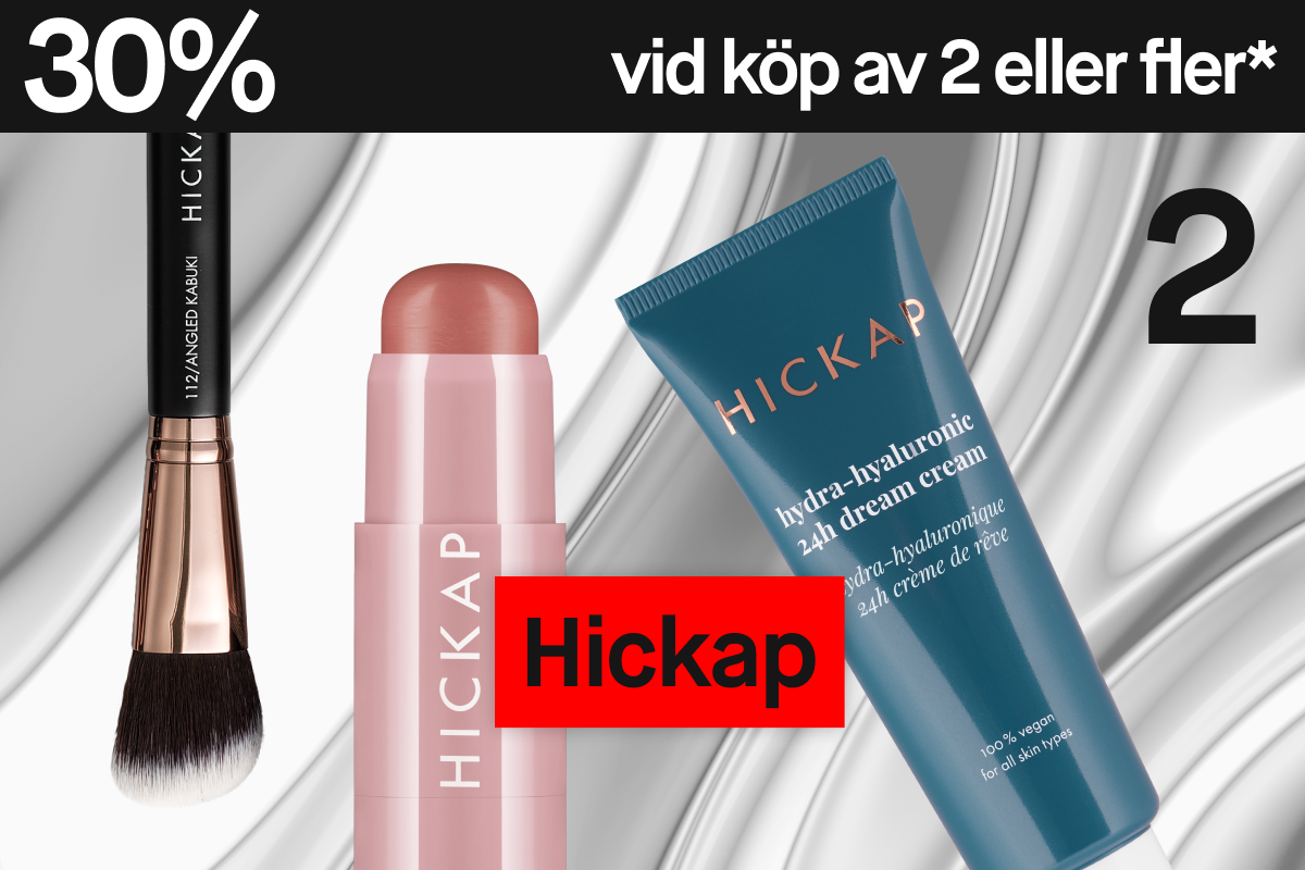 Reklambild med 30 % rabatt vid köp av två Hickap-produkter. Produkterna inkluderar en sminkborste, ett krämrouge i stickform och en blå tub med Hydra-Hyaluronic 24h Dream Cream mot silverfärgad bakgrund.