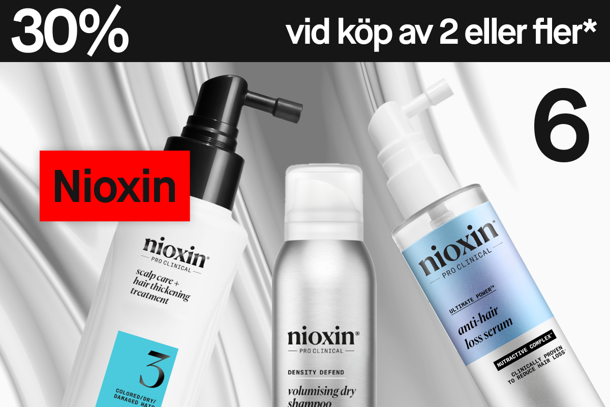 Reklambild med 30 % rabatt vid köp av två Nioxin-produkter. Tre hårvårdsprodukter visas: ett vitt serum med pump, ett silverfärgat torrschampo och ett blått anti-hair loss-serum mot metallisk bakgrund.