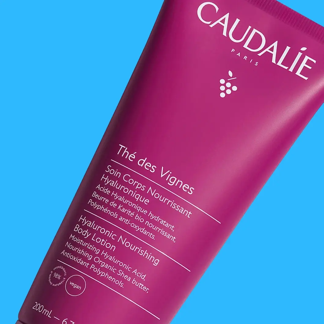 Caudalie Thé des Vignes Hyaluronic Nourishing Body Lotion, 200ml, med hyaluronsyre og økologisk sheasmør.