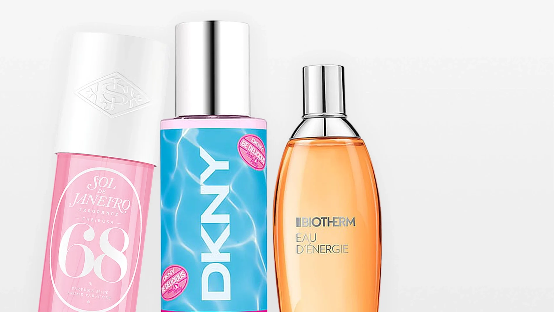 Sol de Janeiro Cheirosa 68 Perfume Mist, DKNY Mai Tai Fragrance Mist og Biotherm Eau d’Énergie vises mot lys grå bakgrunn. Emballasjen har synlig tekst som «Cheirosa 68», «Perfume Mist», «DKNY», «Mai Tai Fragrance Mist» og «Biotherm Eau d’Énergie», produkter innen parfyme og body mist.