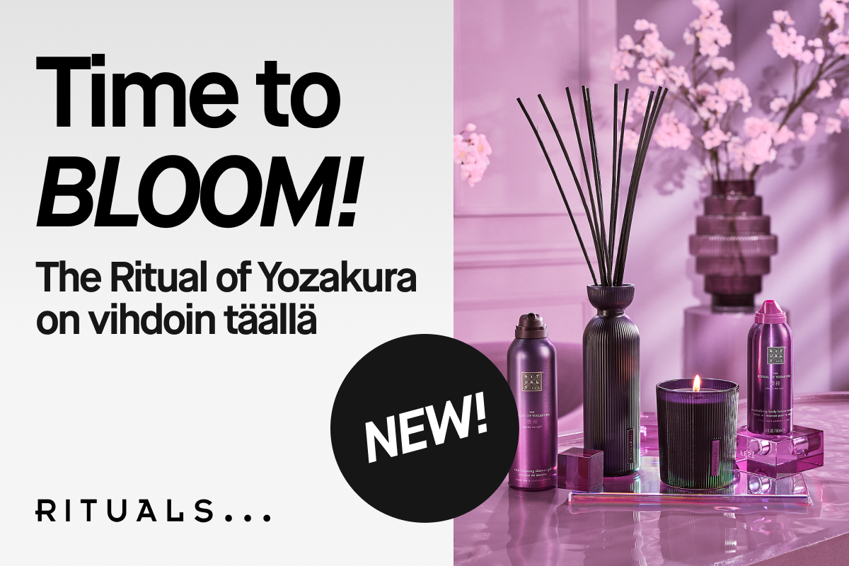 Mainosbanneri, jossa teksti ”Time to BLOOM! The Ritual of Yozakura är äntligen här”. Henkilö levittää voidetta käsivarrelleen, vieressä lila tuotesarja ja merkintä ”NEW!”.