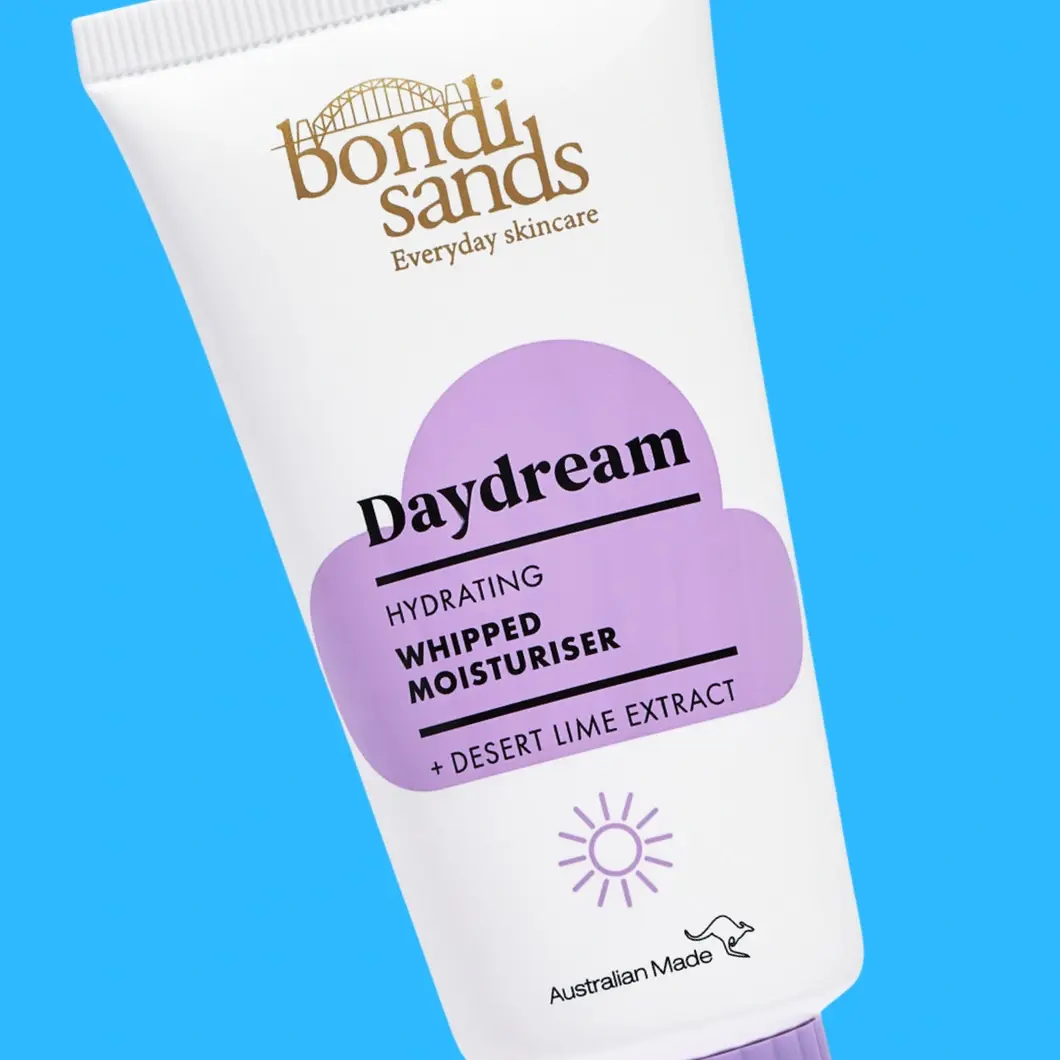 Bondi Sands Everyday skincare Daydream Hydrating Whipped Moisturiser + Desert Lime Extract -kosteusvoide. Valmistettu Australiassa.