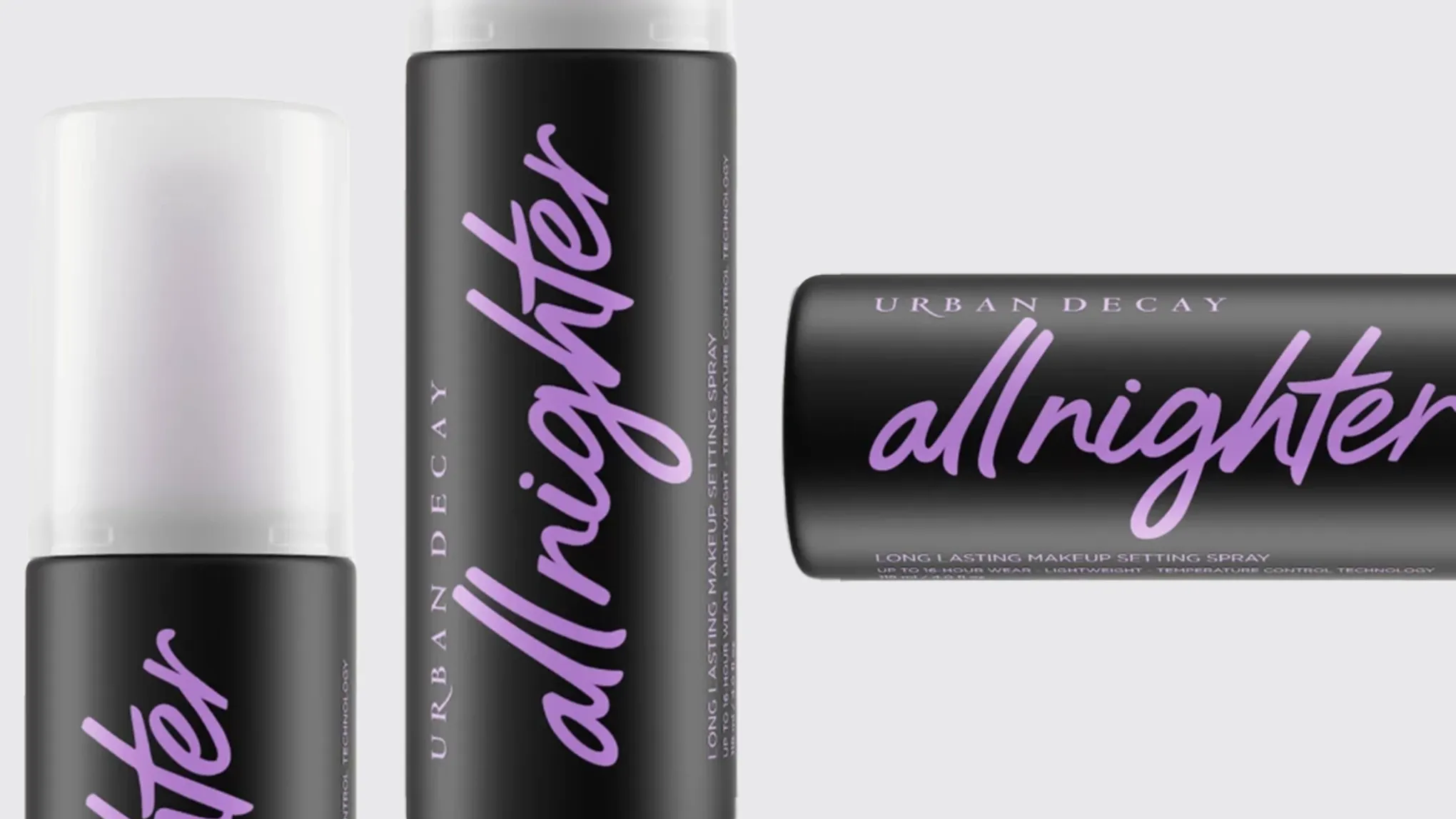 Tre All Nighter fra Urban Decay plassert ved siden av hverandre mot en grå bakgrunn.