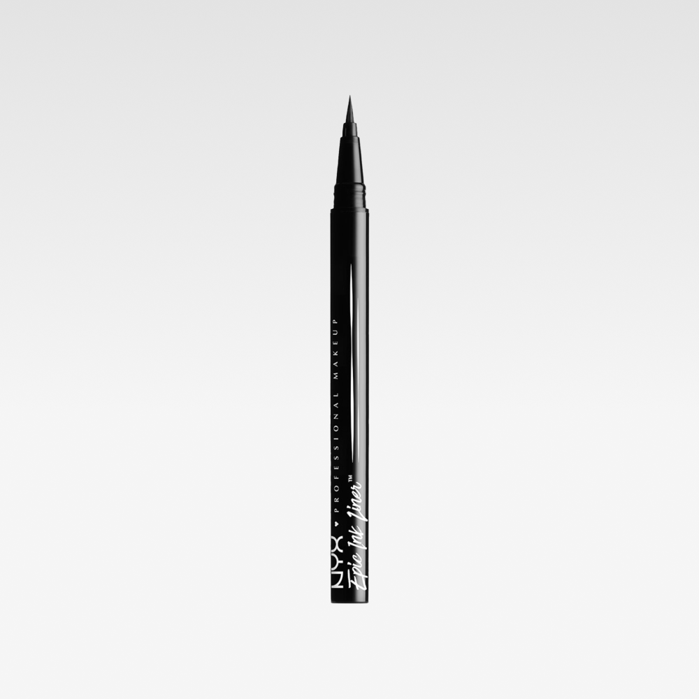 Meikkituote valkoista taustaa vasten