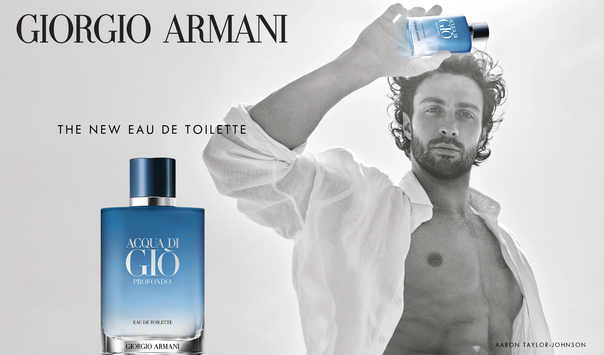 Giorgio Armani Acqua di Giò Profondo - uusi eau de toilette. Kuvassa näkyy sininen pullo, joka sisältää raikkaan ja merellisen tuoksun. Aaron Taylor-Johnson esittelee tuotteen.