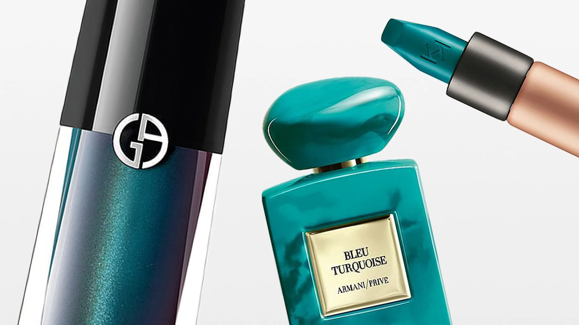 Nærbilde av tre eksklusive Armani-produkter i teal- og turkise nyanser mot lys bakgrunn. Til venstre sees en mørk metallisk flaske med GA-logo, i midten en turkis parfymeflaske med rund kork og etiketten “Bleu Turquoise – Armani/Privé”, og til høyre en teal-farget kajalpenn med skrå spiss.