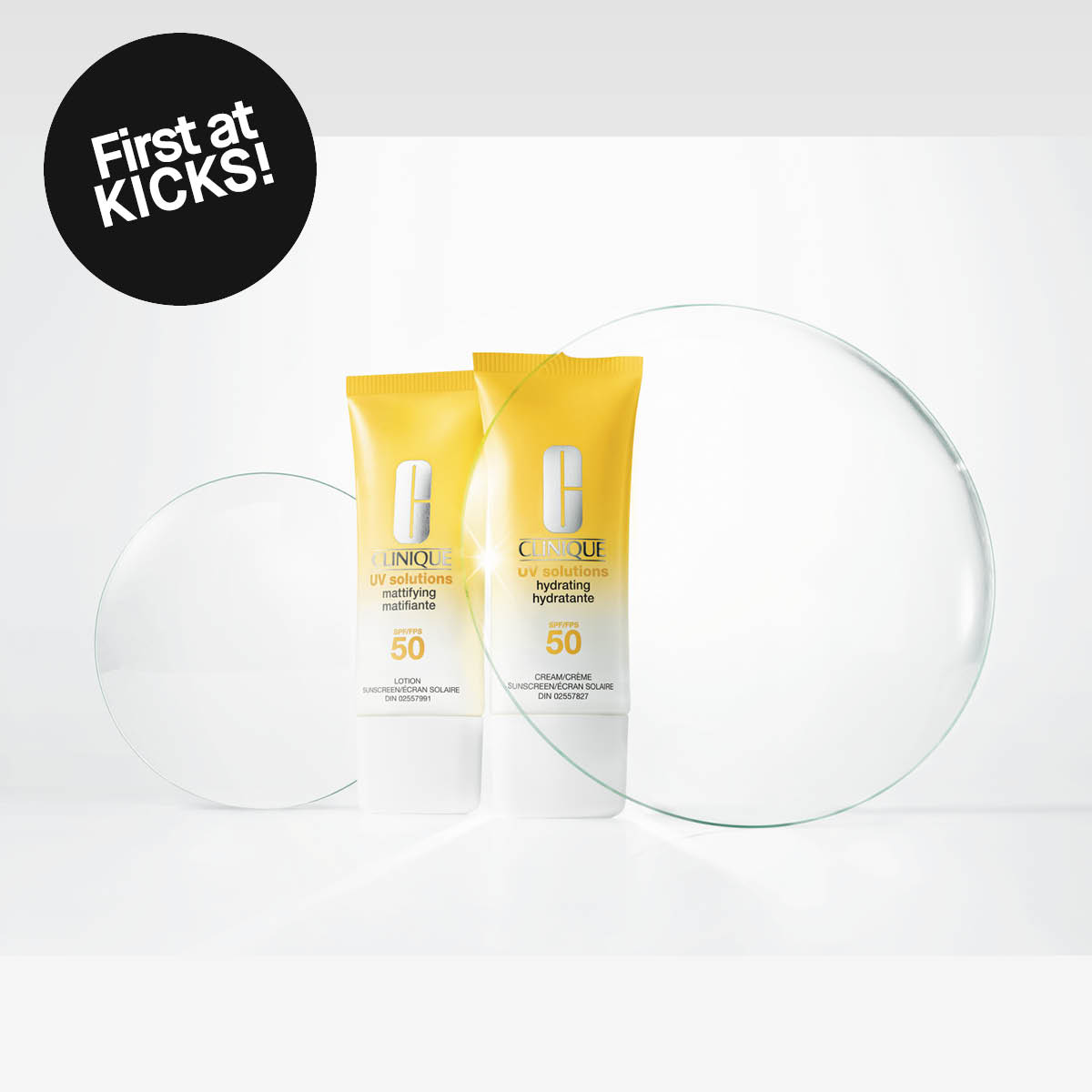 Marknadsbild av Clinique UV Solutions SPF 50. Två gula solkrämstuber (mattifying och hydrating) mot ljus bakgrund med texten ”First at KICKS!”.