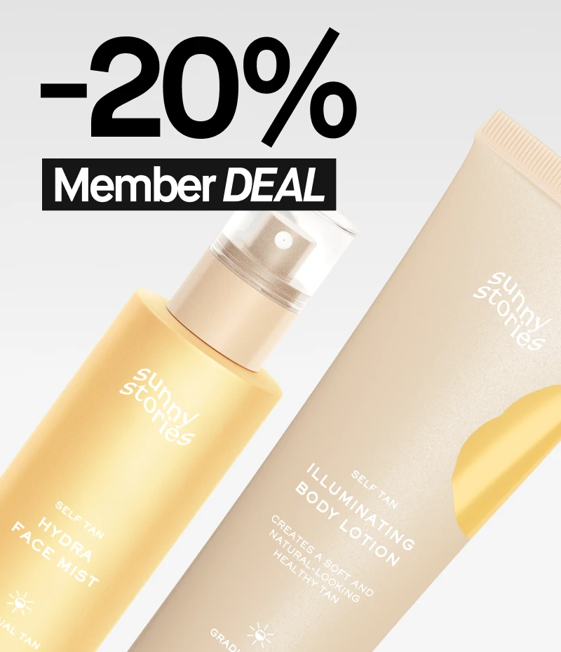 Kaksi Sunny Stories -itseruskettavaa tuotetta: Hydra Face Mist ja Illuminating Body Lotion. Kuvassa näkyy myös teksti "-20% Member DEAL".