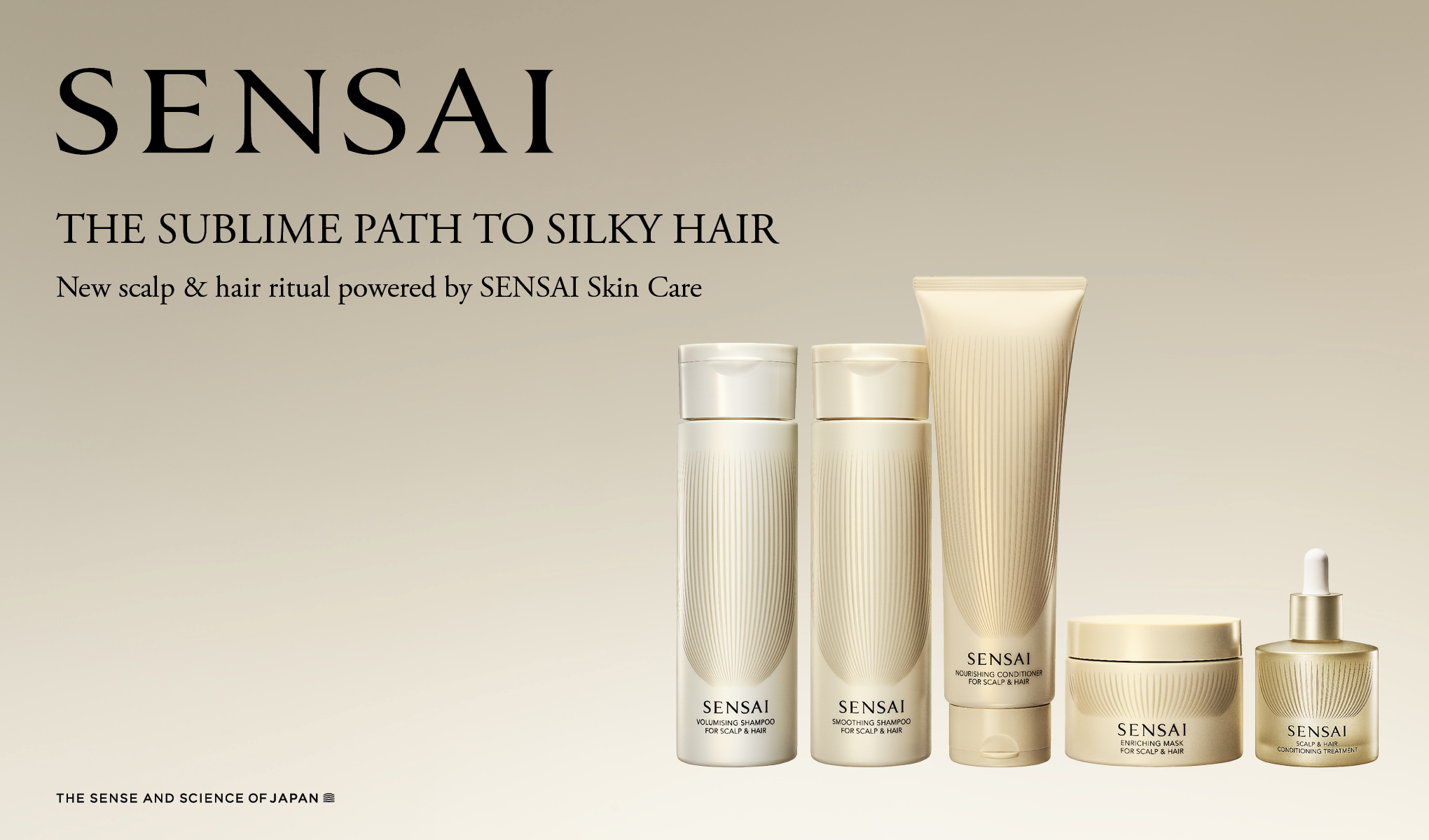 Hår- og hodebunnsprodukter fra SENSAI mot en lys bakgrunn. Tekst: «The sublime path to silky hair. New scalp & hair ritual powered by SENSAI Skin Care.»