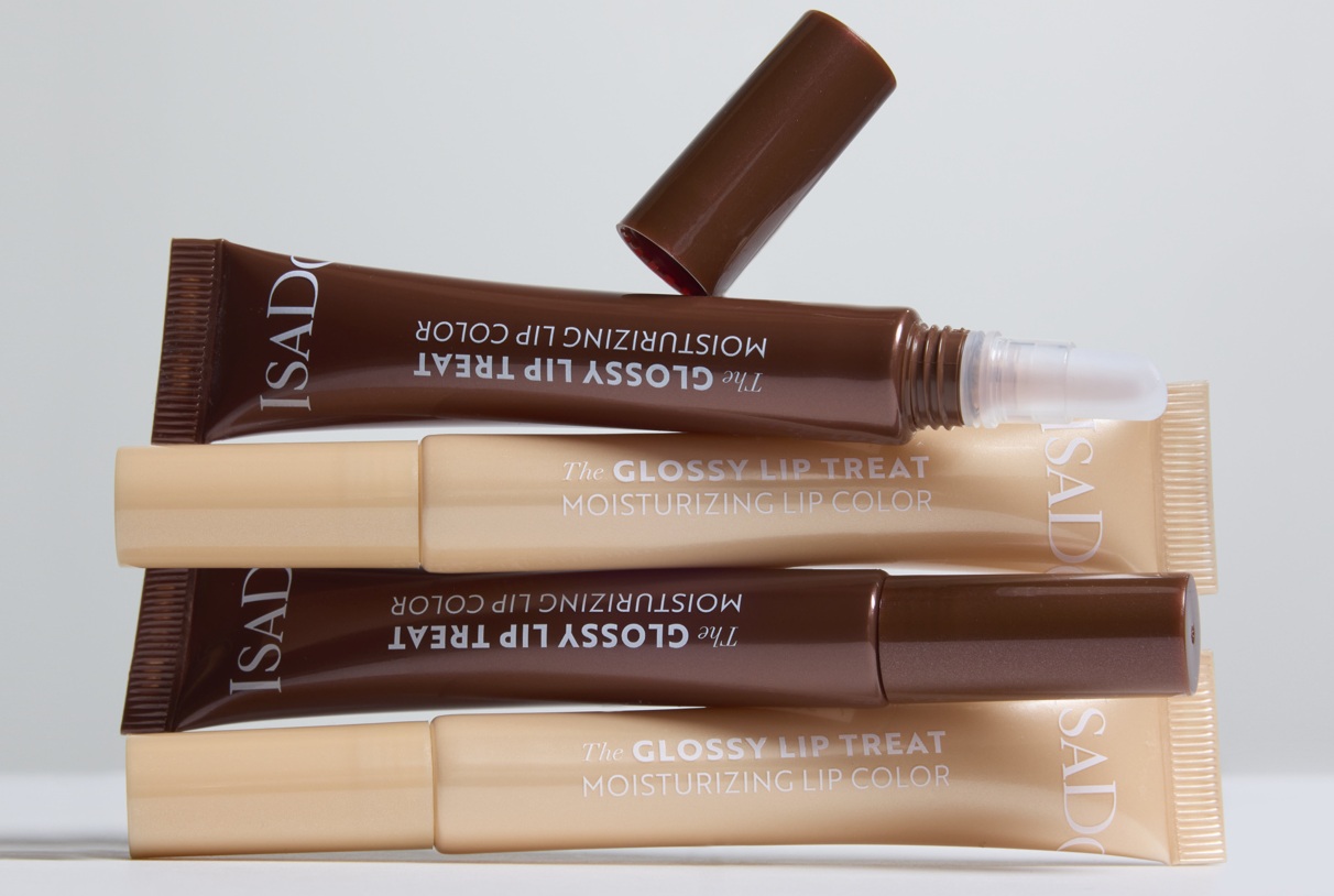 IsaDora Glossy Lip Treat