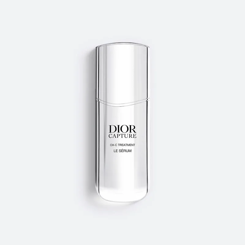 Dior Capture Le Sérum i silverfärgad flaska mot vit bakgrund.