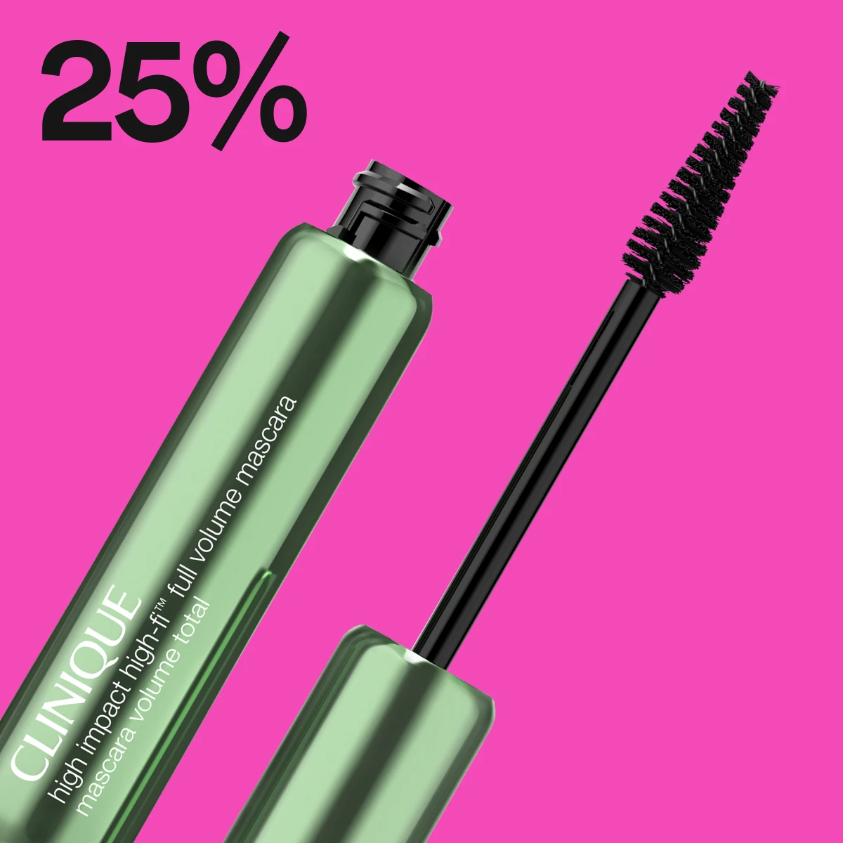 Clinique High Impact Full Volume mascara med grønn kropp og svart børste, mot en rosa bakgrunn med teksten "25%" i svart.
