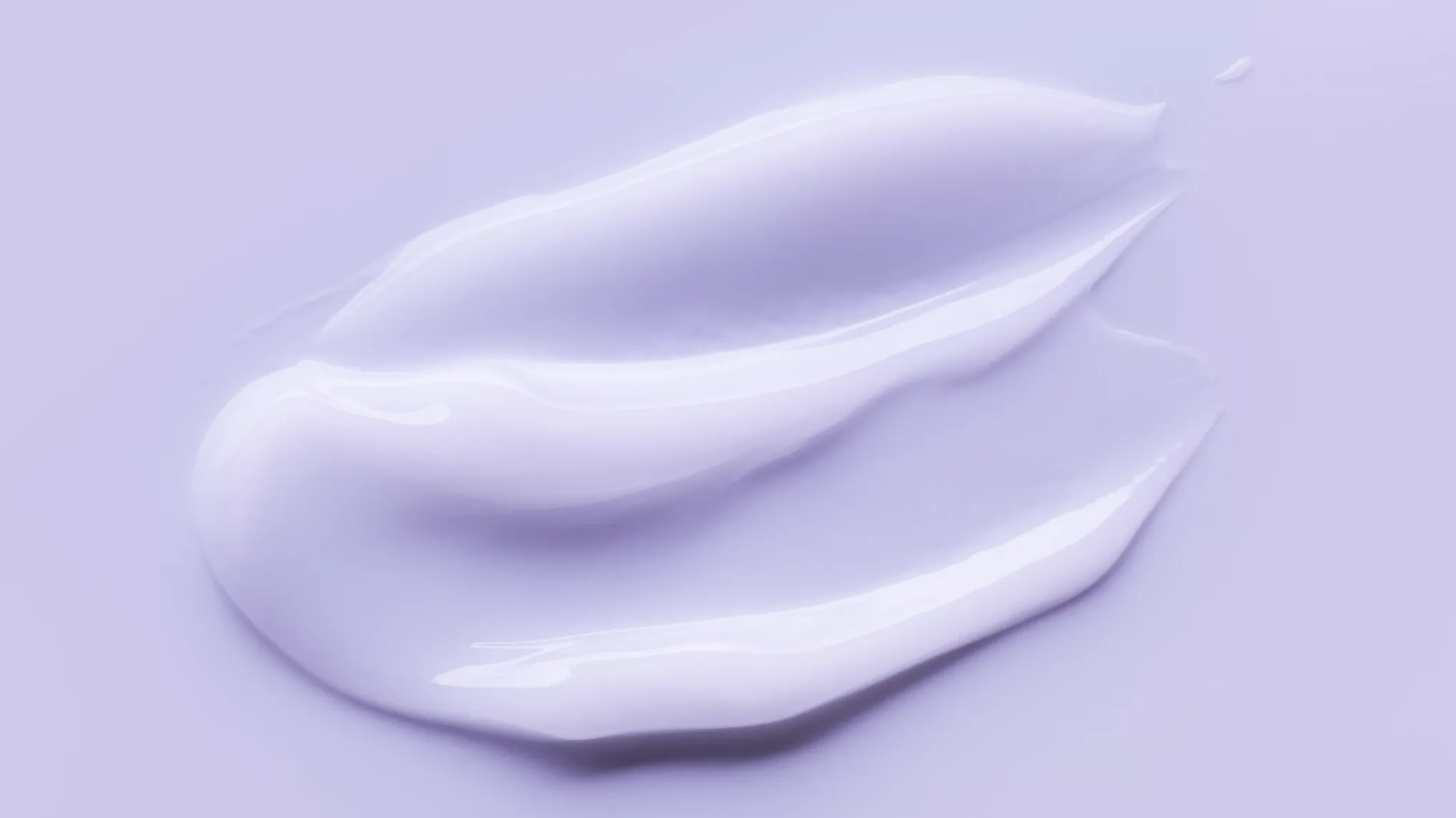 Napsauta vaalean violettia kauneusrakennetta vaalean violettia taustaa vasten.