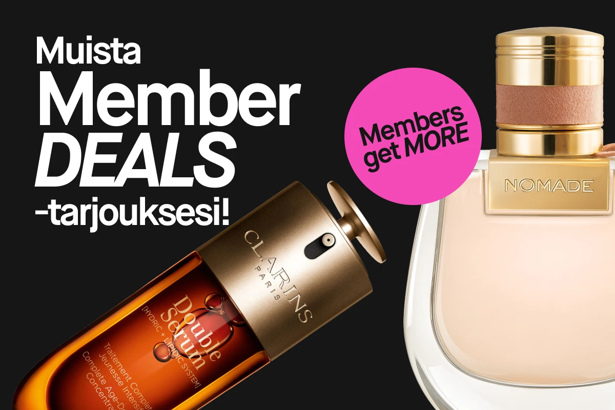 KICKS Club -kampanja mustaa taustaa vasten, jossa näkyy kaksi tuotetta: Clarins Double Serum -seerumipullo kullanvärisellä korkilla sekä Chloé Nomade -hajuvesipullo vaaleasta lasista, jossa on kultaiset yksityiskohdat ja nahkainen remmi. Kuvassa näkyvä teksti on ”KICKS CLUB”, ”25% Member Deal” sekä pinkki ympyrä tekstillä ”Members get MORE”.