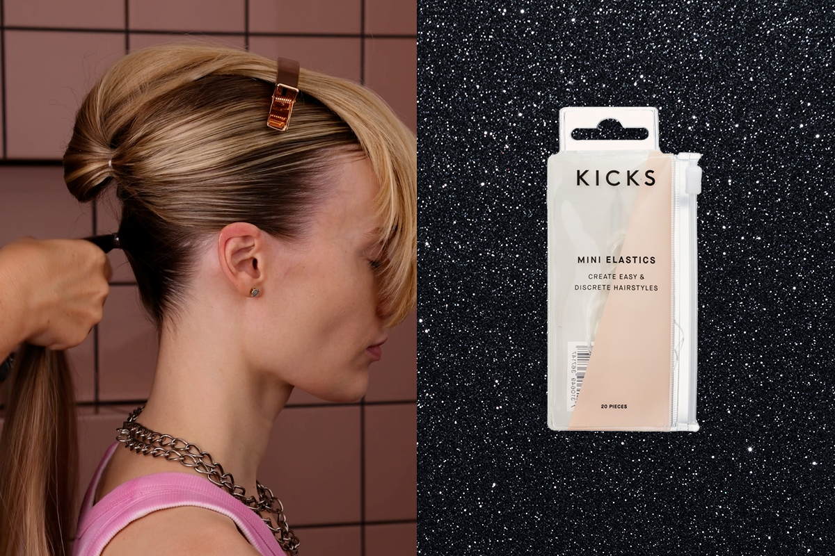 Hiusten muotoiluprosessi sleek bun -kampaukseen ja pakkaus pieniä joustavia hiuslenkkejä.