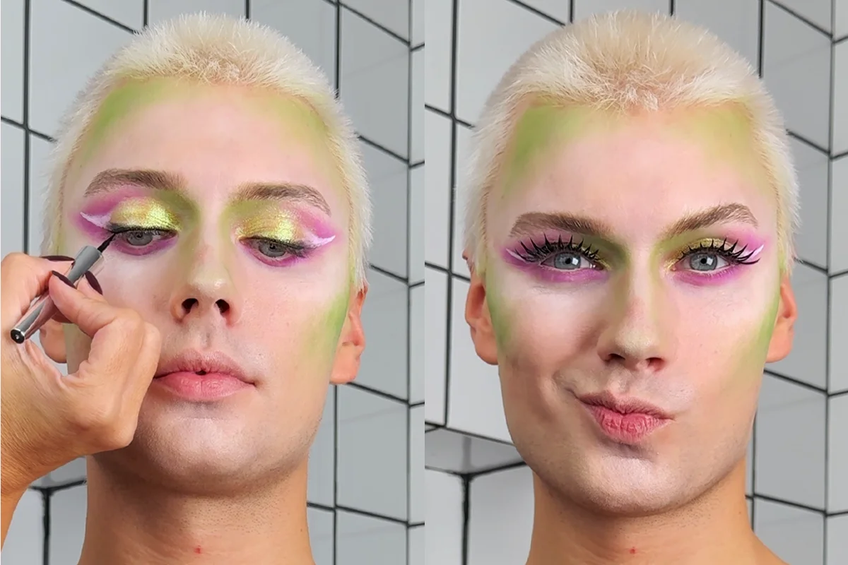 En tutorial som viser steg for steg hvordan man lager en Halloween-sminke av Beetlejuice. Bildet viser en person med bleket hår og en penn nær øyet, som påfører øyensminke. Personen står mot en bakgrunn med hvite og svarte fliser.