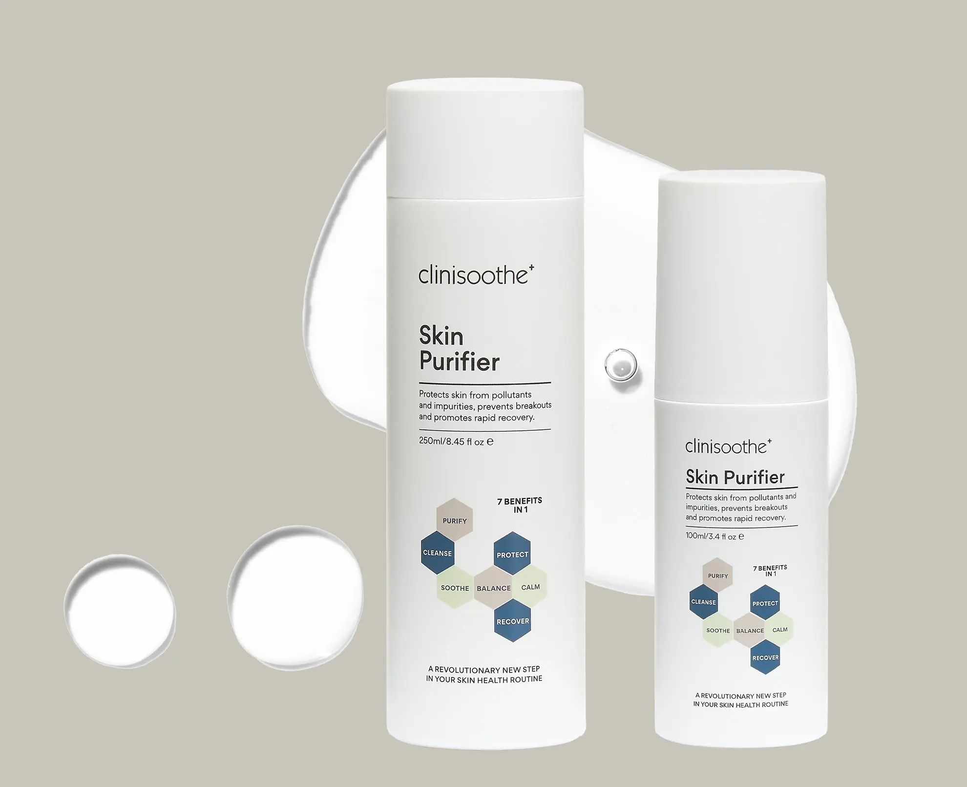 To flasker av produktet «Clinisoothe Skin Purifier». Flaskene er hvite med tekst og grafiske elementer.