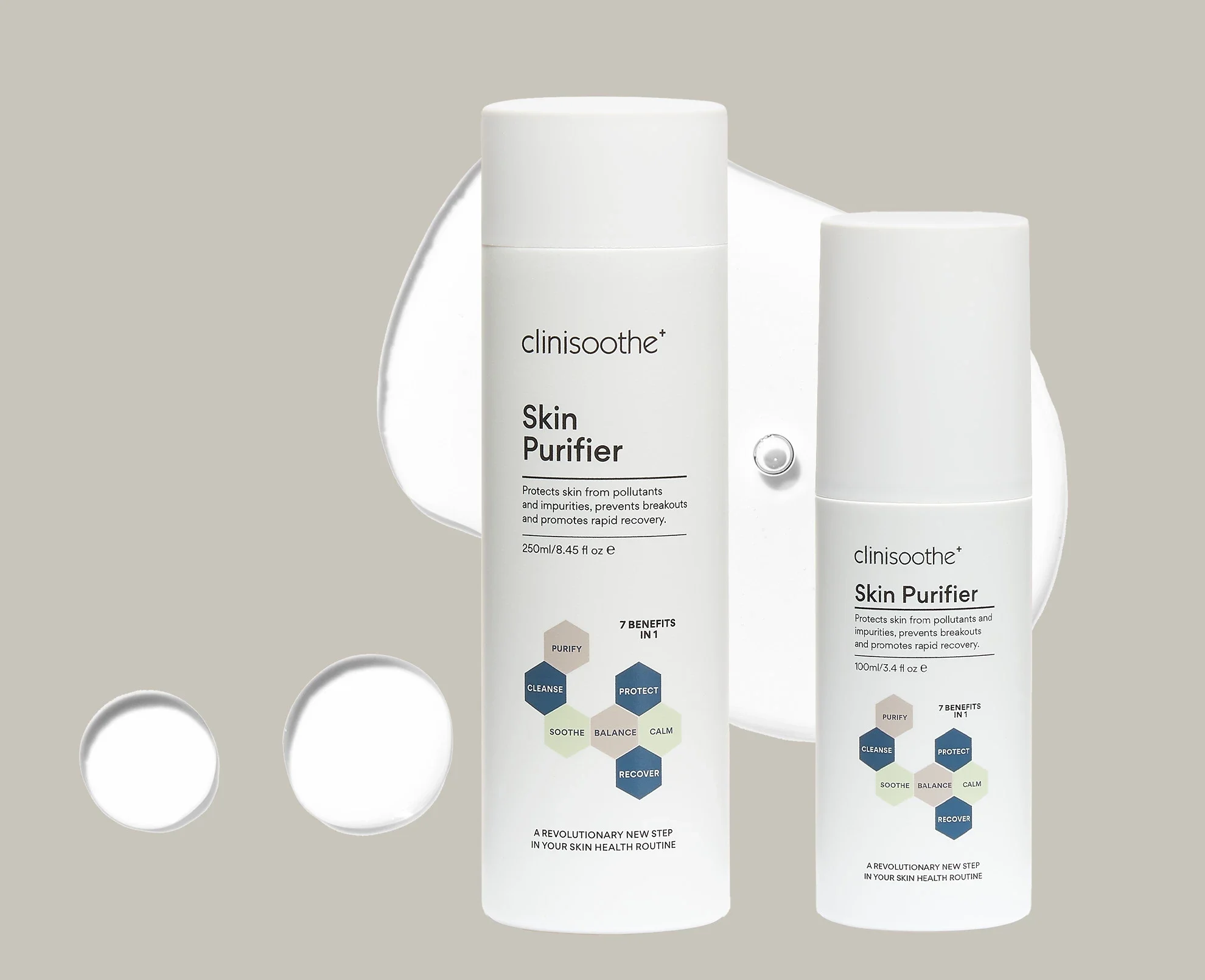 Två flaskor av produkten "Clinisoothe Skin Purifier". Flaskorna är vita med text och grafiska element.