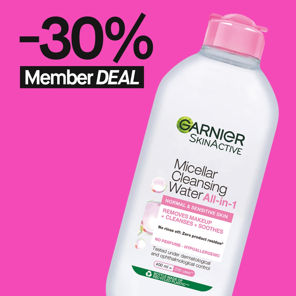 Kuvassa näkyy lähikuva läpinäkyvästä pullosta, jossa on vaaleanpunainen korkki, Garnierilta. Teksti pullossa on "Micellar Cleansing Water All-in-1". Tausta on vaaleanpunainen ja teksti "30% Member DEAL" näkyy pullon yläpuolella.