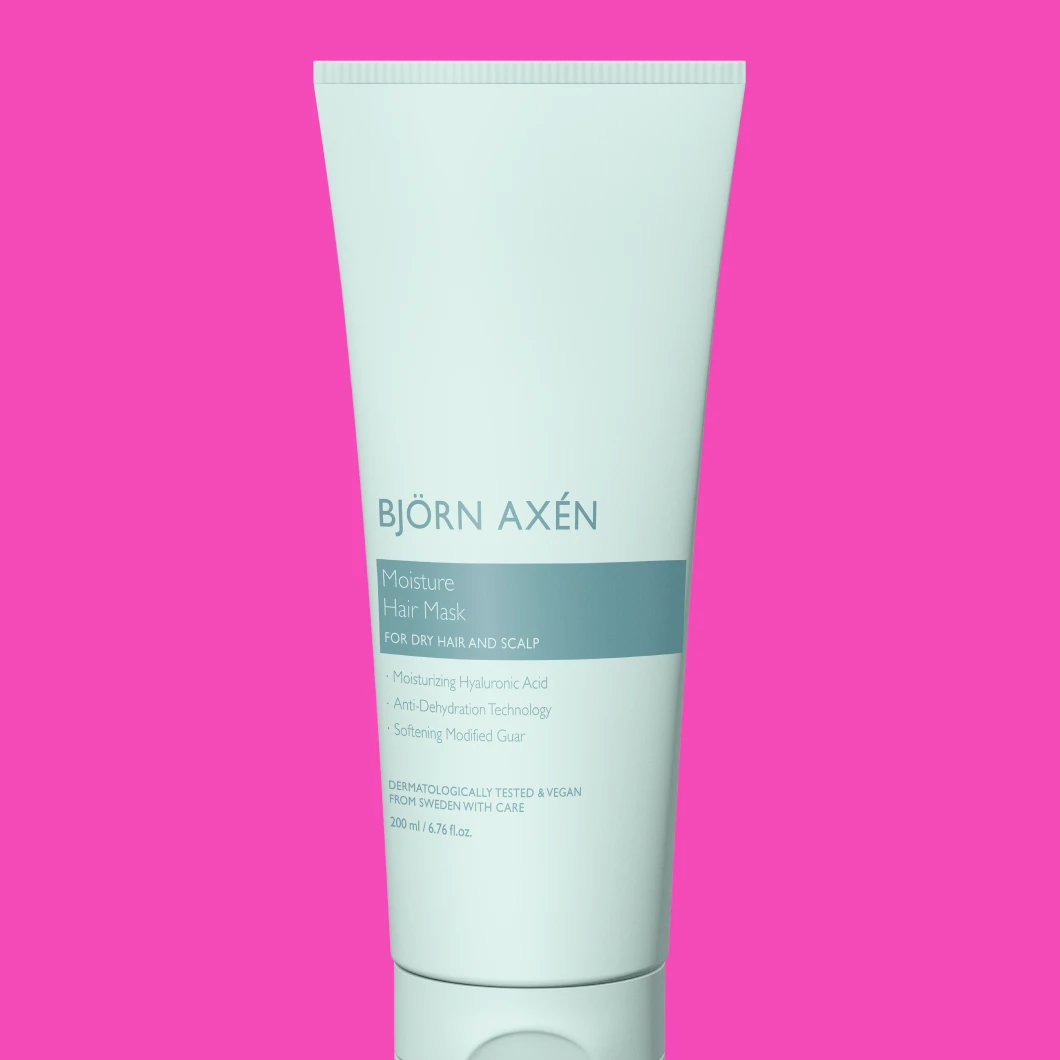 Club Deal Product with hot pink background